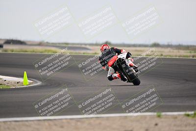 media/Apr-18-2025-TrackDaz (Fri) [[45f5874c44]]/C Group/Session 2 (Turn 10)/